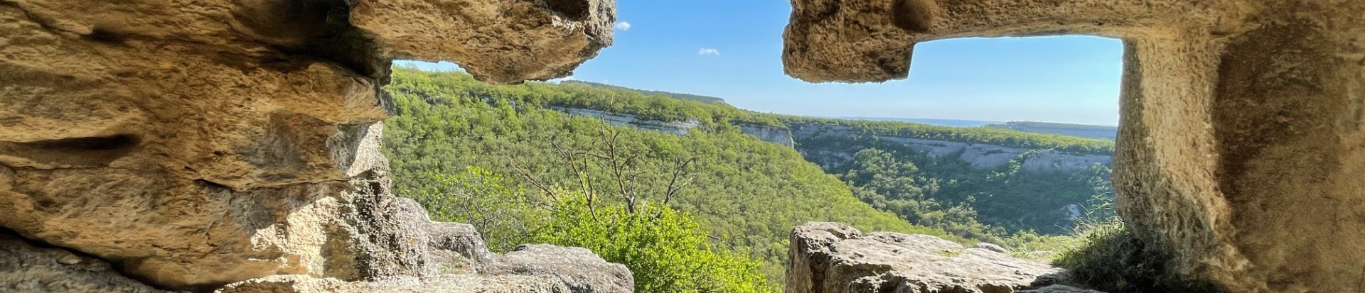 Пещерная крепость Чуфут-Кале в Крыму