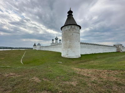 Желтоводский Макариев монастырь