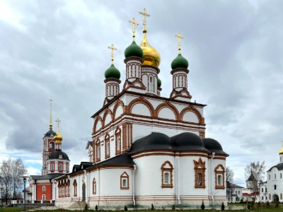 Троице-Сергиев Варницкий монастырь